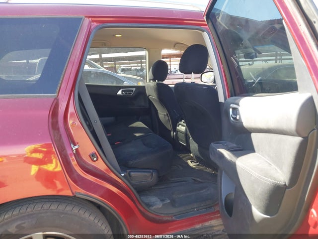 Продажа на аукционе авто 2015 Nissan Pathfinder S, vin: 5N1AR2MN4FC693119, номер лота: 45253683