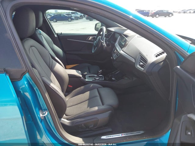 45253740 :رقم المزاد ، WBA53AK0XN7K95216 vin ، 2022 Bmw 228 Gran Coupe I Sdrive مزاد بيع