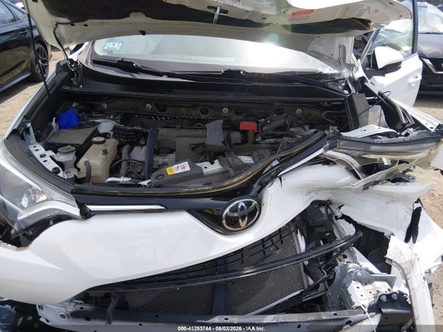 JTMRFREVXHJ172430 Toyota Rav4 Xle
