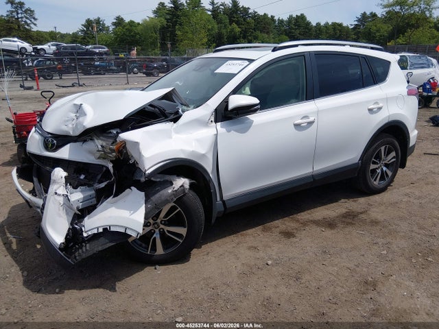 JTMRFREVXHJ172430 Toyota Rav4 Xle