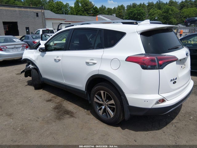 JTMRFREVXHJ172430 Toyota Rav4 Xle
