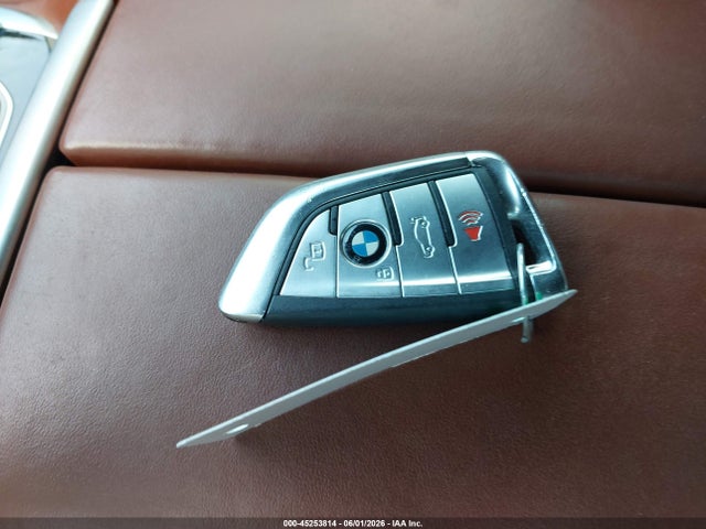45253814 :رقم المزاد ، 5UXCX4C59KLB39571 vin ، 2019 Bmw X7 Xdrive50i مزاد بيع