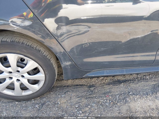Toyota COROLLA LE 2026 5YFB4MDE3TP386854 Image 6
