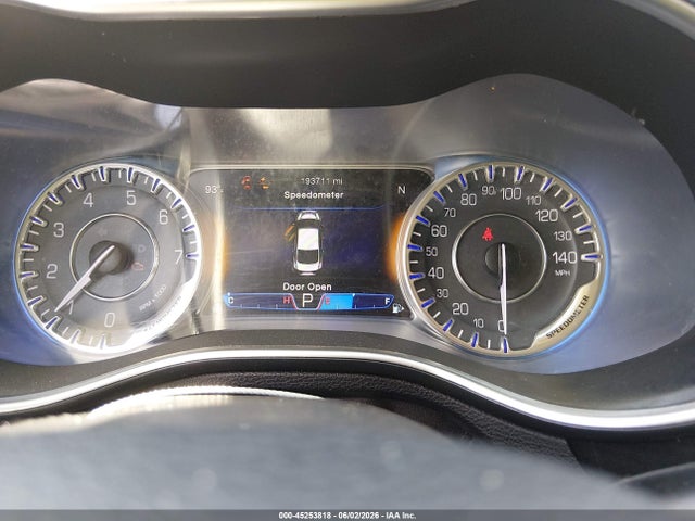 Chrysler 200 C 2015 1C3CCCCB4FN563958 Image 7