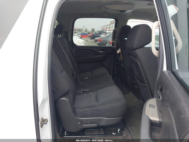 Продажа на аукционе авто 2010 Chevrolet Suburban 1500 Ls, vin: 1GNUCHE09AR139452, номер лота: 45253874