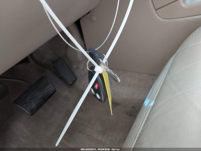 45253878 :رقم المزاد ، 3GNFK16T14G154351 vin ، 2004 Chevrolet Suburban 1500 Z71 مزاد بيع
