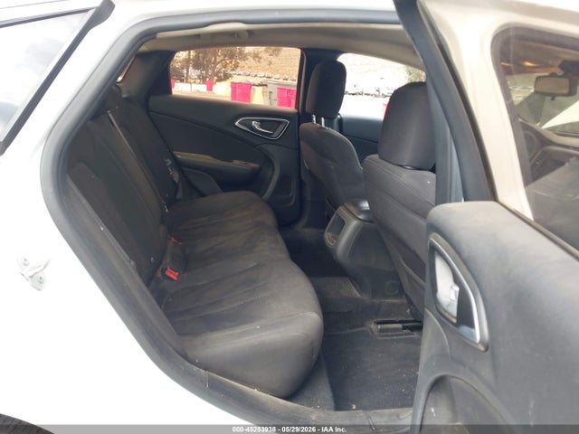 Chrysler 200 Limited 2015 1C3CCCAB2FN711236 Image 8