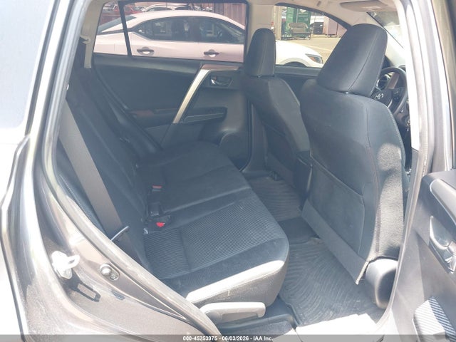 Toyota Rav4 Xle 2015 JTMWFREV7FD063812 Image 8