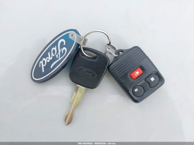 2003 Ford Escape Xls მანქანა იყიდება აუქციონზე, vin: 1FMYU02153KA40222, აუქციონის ნომერი: 45254030