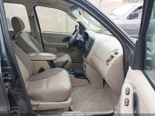 2003 Ford Escape Xls მანქანა იყიდება აუქციონზე, vin: 1FMYU02153KA40222, აუქციონის ნომერი: 45254030