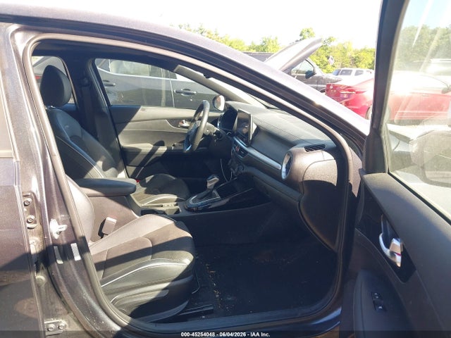 2023 Kia Forte Gt-line მანქანა იყიდება აუქციონზე, vin: 3KPF54AD3PE528301, აუქციონის ნომერი: 45254048