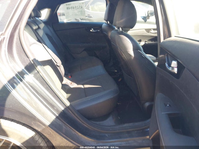 2023 Kia Forte Gt-line მანქანა იყიდება აუქციონზე, vin: 3KPF54AD3PE528301, აუქციონის ნომერი: 45254048