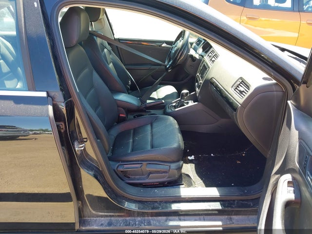 Auction sale of the 2016 Volkswagen Jetta 1.8t Sel, vin: 3VWL17AJ0GM293784, lot number: 45254079