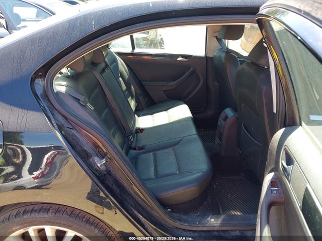 Auction sale of the 2016 Volkswagen Jetta 1.8t Sel, vin: 3VWL17AJ0GM293784, lot number: 45254079
