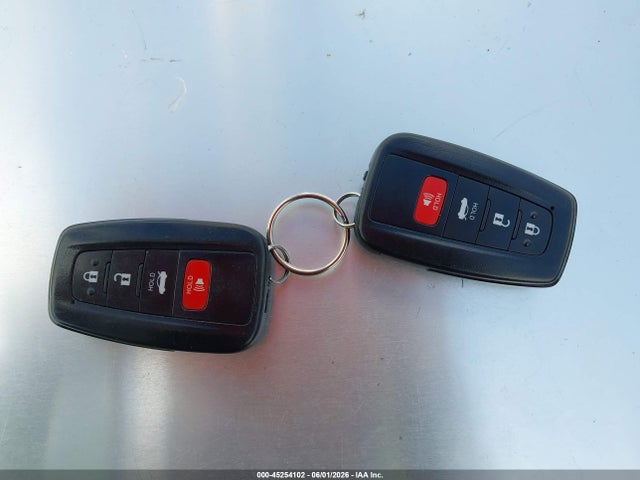 Aukcja sprzedaży 2018 Toyota Camry Le, vin: 4T1B11HK0JU523932, numer aukcji: 45254102