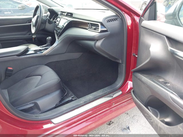 Aukcja sprzedaży 2018 Toyota Camry Le, vin: 4T1B11HK0JU523932, numer aukcji: 45254102