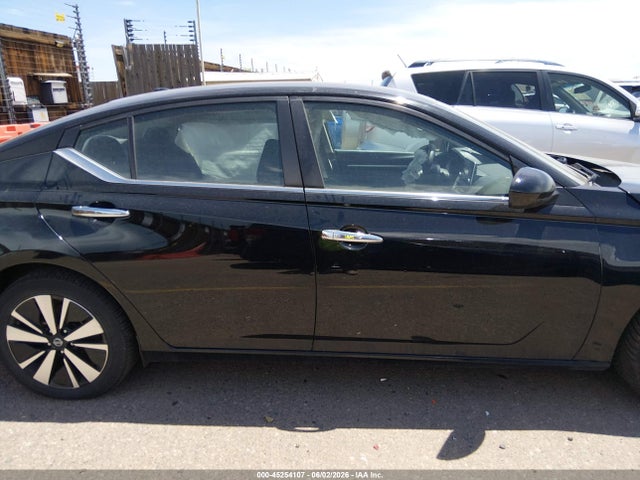 45254107 :رقم المزاد ، 1N4BL4DV9NN366696 vin ، 2022 Nissan Altima Sv Fwd مزاد بيع