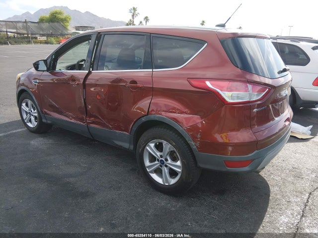 45254110 :رقم المزاد ، 1FMCU0G79FUA92307 vin ، 2015 Ford Escape Se مزاد بيع