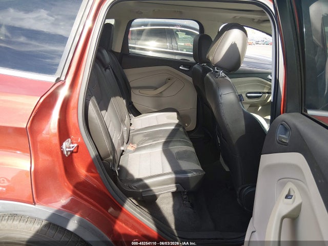 45254110 :رقم المزاد ، 1FMCU0G79FUA92307 vin ، 2015 Ford Escape Se مزاد بيع