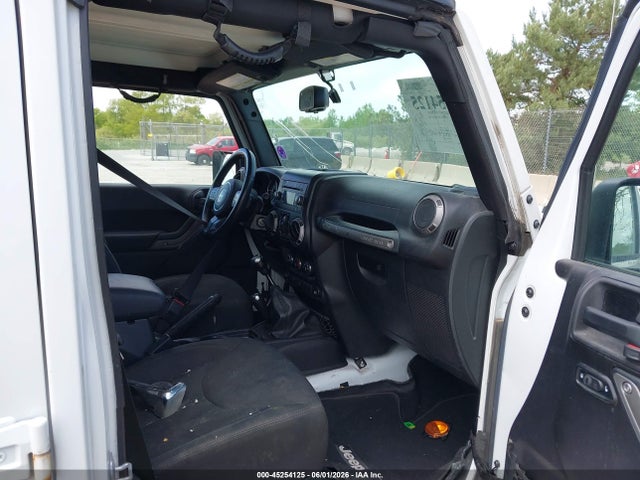 Продаж на аукціоні авто 2015 Jeep Wrangler Unlimited Sport, vin: 1C4BJWDG5FL763056, номер лоту: 45254125