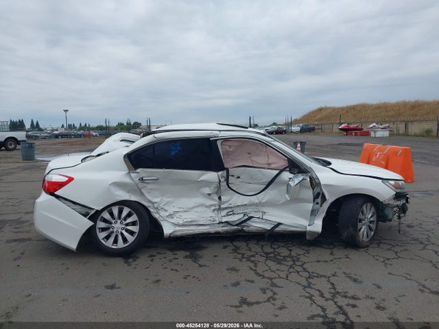 45254128 :رقم المزاد ، 1HGCR2F87DA119595 vin ، 2013 Honda Accord Ex-l مزاد بيع