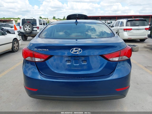 Auction sale of the 2015 Hyundai Elantra Se, vin: KMHDH4AE9FU300323, lot number: 45254142
