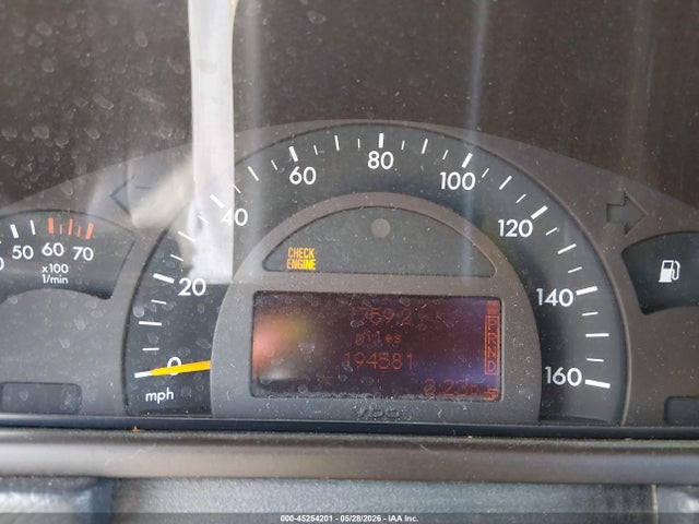 45254201 :رقم المزاد ، WDBRF61J22F199907 vin ، 2002 Mercedes-benz C 240 مزاد بيع