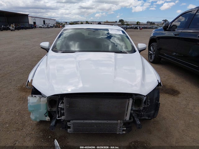 2017 Ford Fusion Hybrid Se მანქანა იყიდება აუქციონზე, vin: 3FA6P0LU2HR386166, აუქციონის ნომერი: 45254206