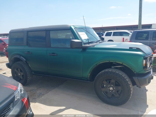 Продаж на аукціоні авто 2024 Ford Bronco Black Diamond, vin: 1FMDE1BH6RLA63395, номер лоту: 45254207