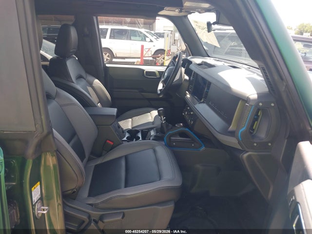 Продаж на аукціоні авто 2024 Ford Bronco Black Diamond, vin: 1FMDE1BH6RLA63395, номер лоту: 45254207