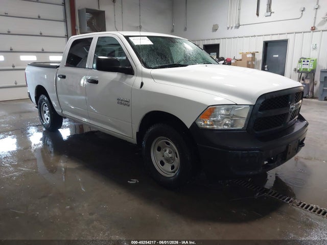 RAM 1500 Tradesman 4x4 5'7 Box 2018 1C6RR7KG4JS263458 головне зображення