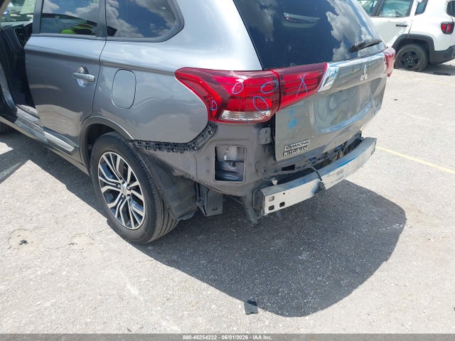 Продаж на аукціоні авто 2018 Mitsubishi Outlander Se, vin: JA4AD3A35JJ004294, номер лоту: 45254222