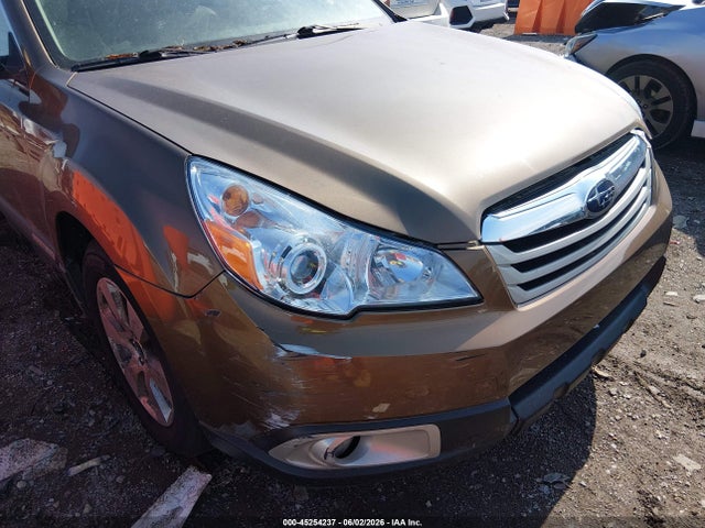45254237 :رقم المزاد ، 4S4BRDLC2B2401547 vin ، 2011 Subaru Outback 3.6r Limited مزاد بيع