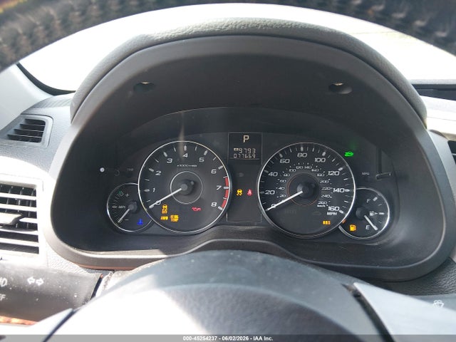 45254237 :رقم المزاد ، 4S4BRDLC2B2401547 vin ، 2011 Subaru Outback 3.6r Limited مزاد بيع
