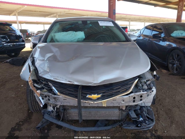 45254262 :رقم المزاد ، 3G1BE6SM9JS619633 vin ، 2018 Chevrolet Cruze Lt Auto مزاد بيع