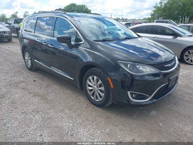 Aukcja sprzedaży 2017 Chrysler Pacifica Touring-l, vin: 2C4RC1BG3HR508723, numer aukcji: 45254272