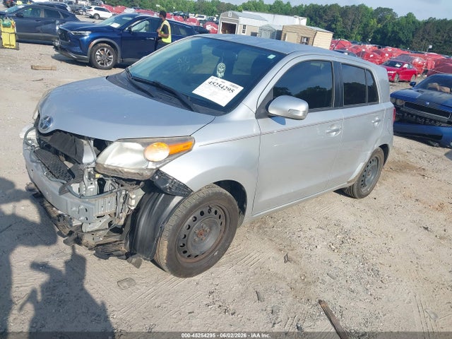 Scion XD 2014 JTKKUPB45E1046746 Image 2