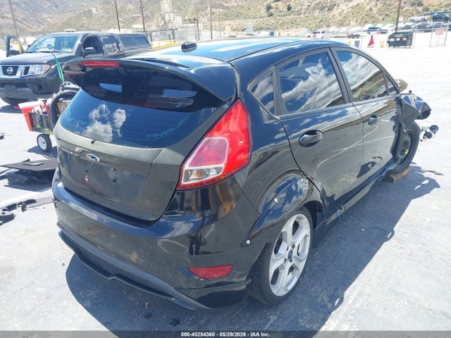 Ford FIESTA ST 2015 3FADP4GXXFM225240 Image 4