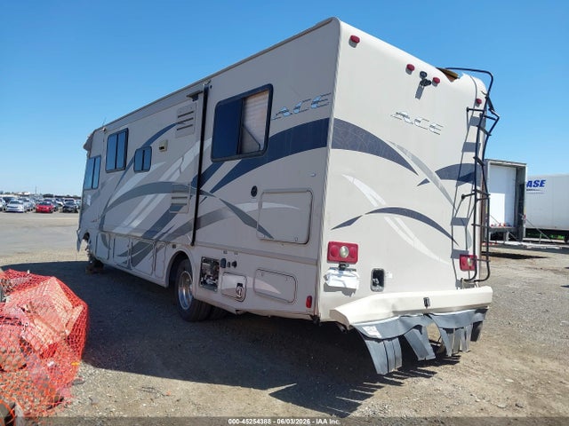 Thor Ace 2014 1F64F5DY4E0A04639 Image 3