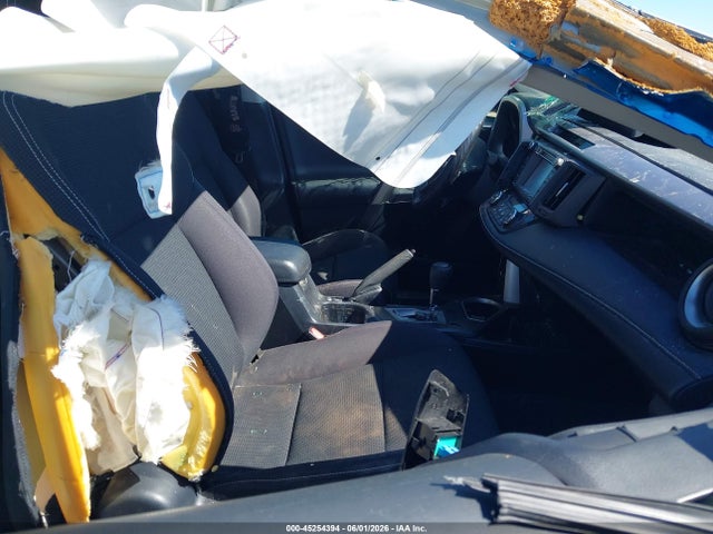 Aukcja sprzedaży 2017 Toyota Rav4 Xle, vin: JTMWFREV6HD108189, numer aukcji: 45254394