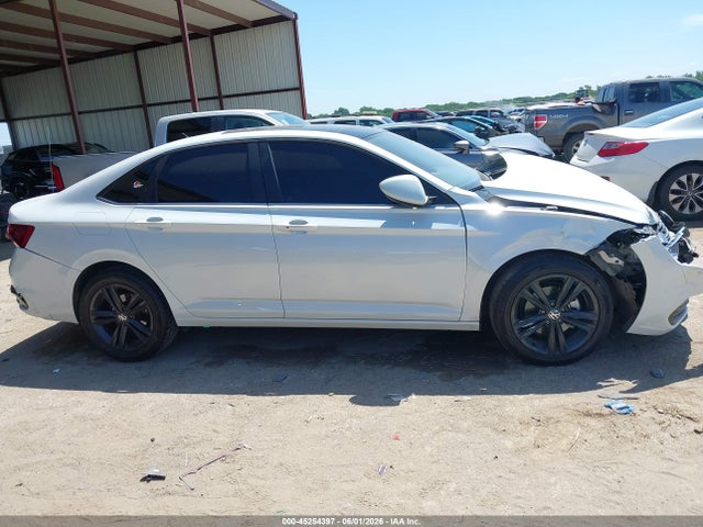 Продажа на аукционе авто 2022 Volkswagen Jetta 1.5t Se, vin: 3VW7M7BU2NM019579, номер лота: 45254397
