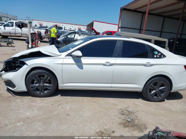 Продажа на аукционе авто 2022 Volkswagen Jetta 1.5t Se, vin: 3VW7M7BU2NM019579, номер лота: 45254397