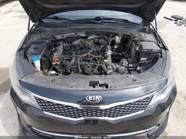 5XXGW4L28HG133391 KIA Optima Sx Turbo