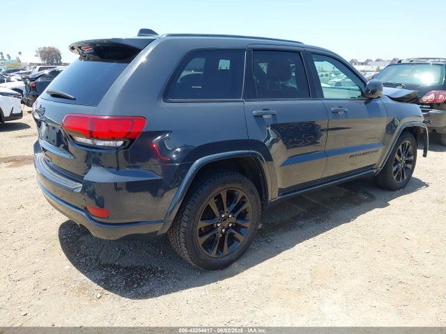1C4RJFAG4JC410562 Jeep Grand Cherokee Altitude 4x4