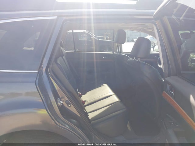 2013 Subaru Outback 2.5i Limited მანქანა იყიდება აუქციონზე, vin: 4S4BRCKC1D3324226, აუქციონის ნომერი: 45254444