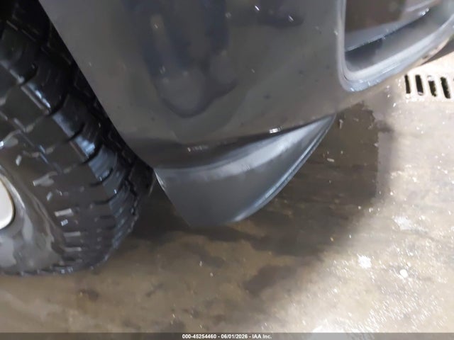 1GCGTBEN0J1242305 Chevrolet Colorado Wt