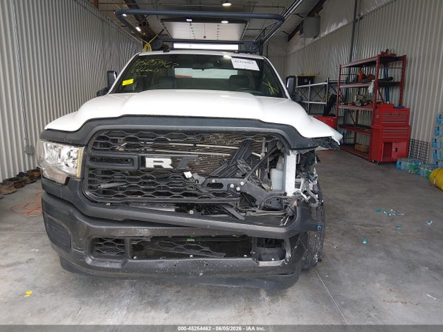 45254462 :رقم المزاد ، 3C7WR4AJ5NG424178 vin ، 2022 Ram 2500 Tradesman  4x2 8' Box مزاد بيع