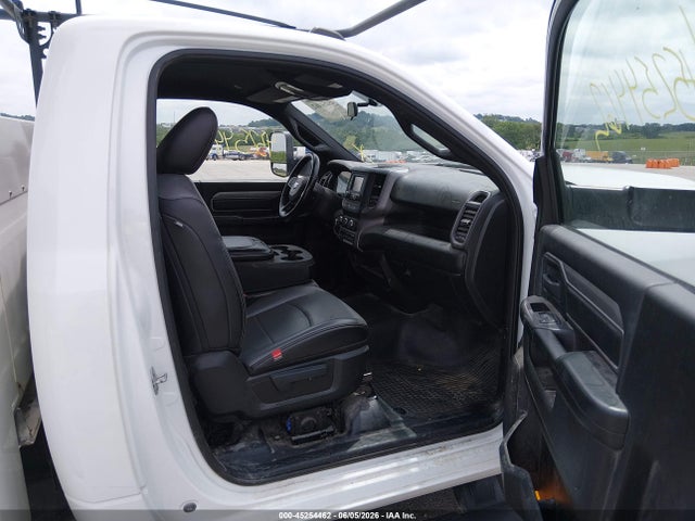 45254462 :رقم المزاد ، 3C7WR4AJ5NG424178 vin ، 2022 Ram 2500 Tradesman  4x2 8' Box مزاد بيع