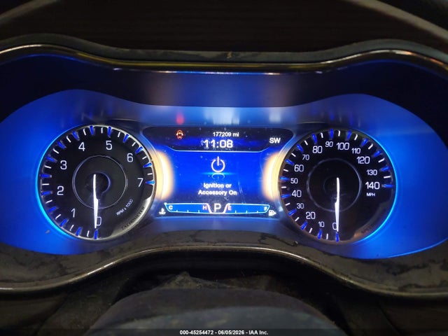 Aukcja sprzedaży 2015 Chrysler 200 C, vin: 1C3CCCCBXFN564712, numer aukcji: 45254472