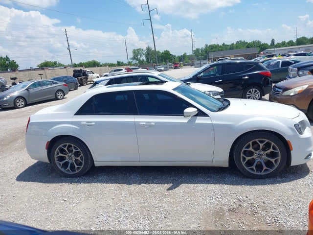 2018 Chrysler 300 300s მანქანა იყიდება აუქციონზე, vin: 2C3CCABG1JH264236, აუქციონის ნომერი: 45254482